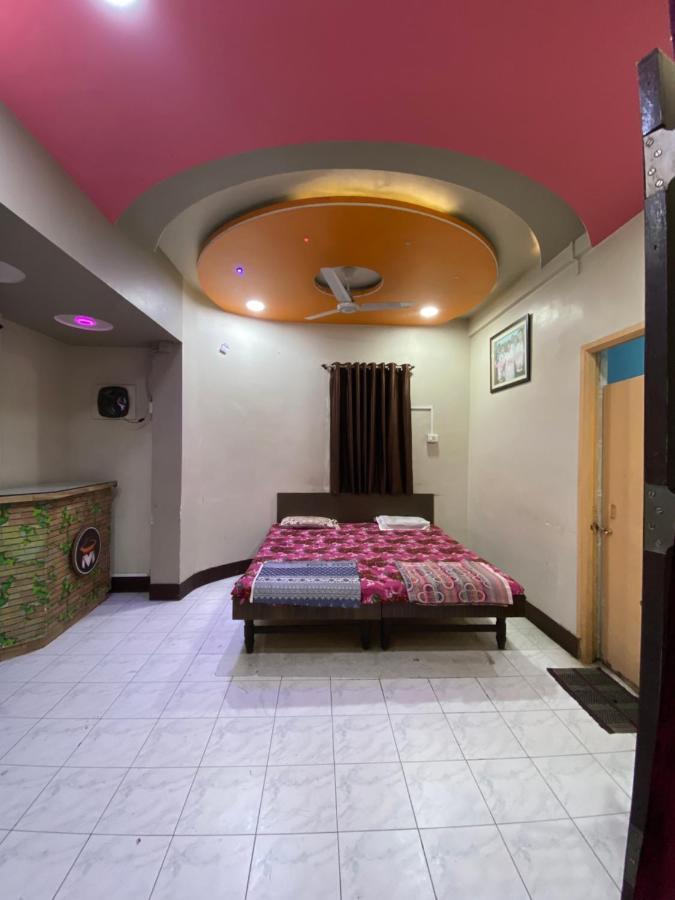 Muktai Lodge Solāpur Exterior foto